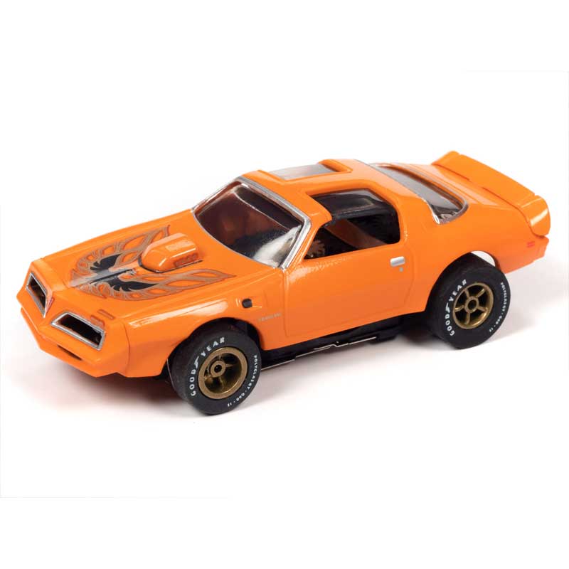 Auto World 1977 Pontiac Firebird Orange Xtraction R30 HO Slot Car (SC354-5)