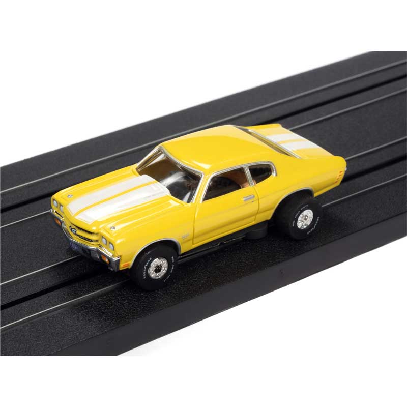 Auto World 1970 Chevy Chevelle SS Yellow Thunderjet HO Slot Car (SC359-4)