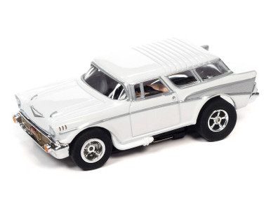 Auto World 1957 Chevrolet Nomad (White) X-Traction R34 HO Slot Car