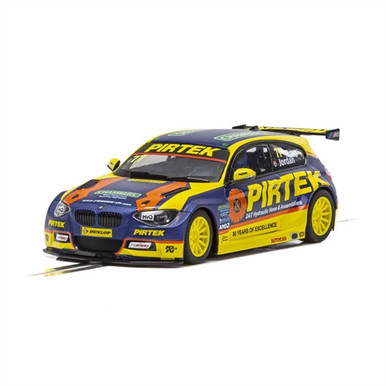 147スケーレックス BMW 125 BTCC Pair Of Podiums For BMW In Opening