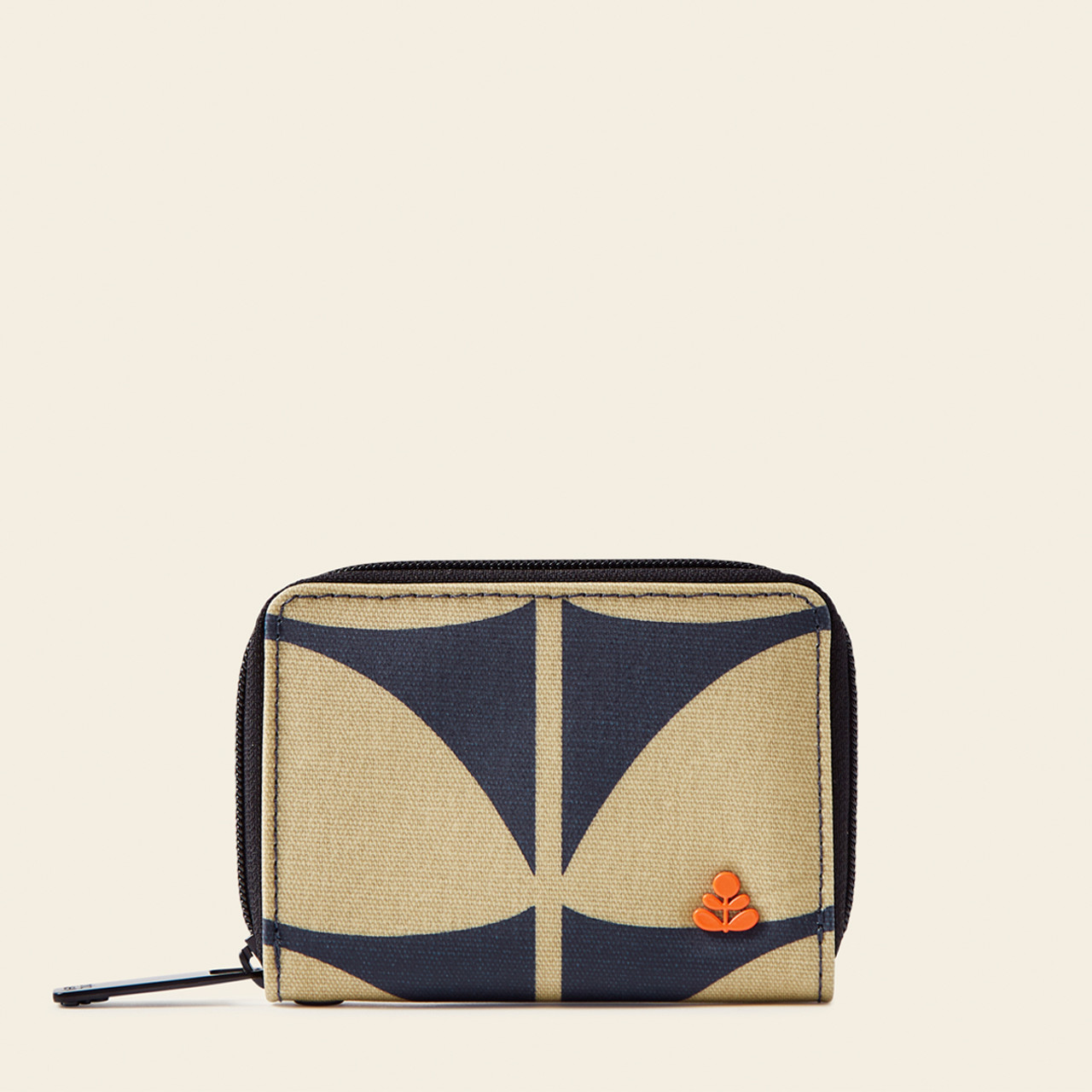 Orla Kiely Matt Laminated Giant Linear Stem Print Big Zip Wallet in Green |  Lyst