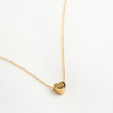 Gold Heart Grá Pendant Necklace