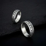 Gents Oxidised Silver Claddagh Band