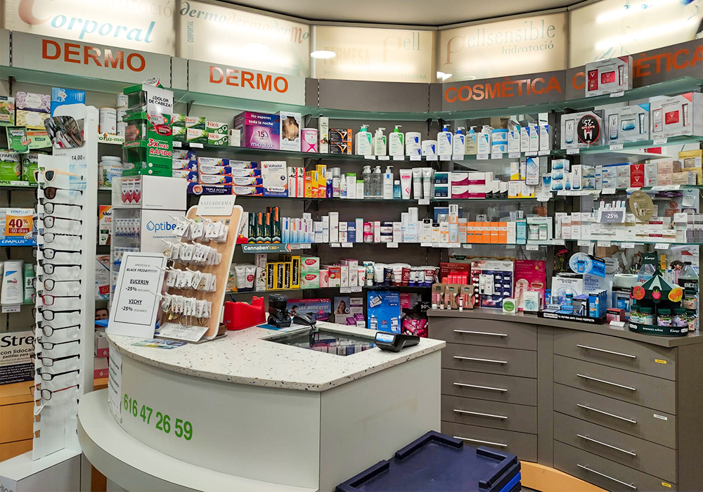 IMAGEN INTERIOR FARMACIA FULTON