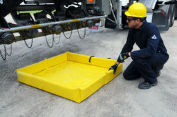 MINI FOAM WALL BERM, 22 OZ PVC, 5' X 5' X 6" image