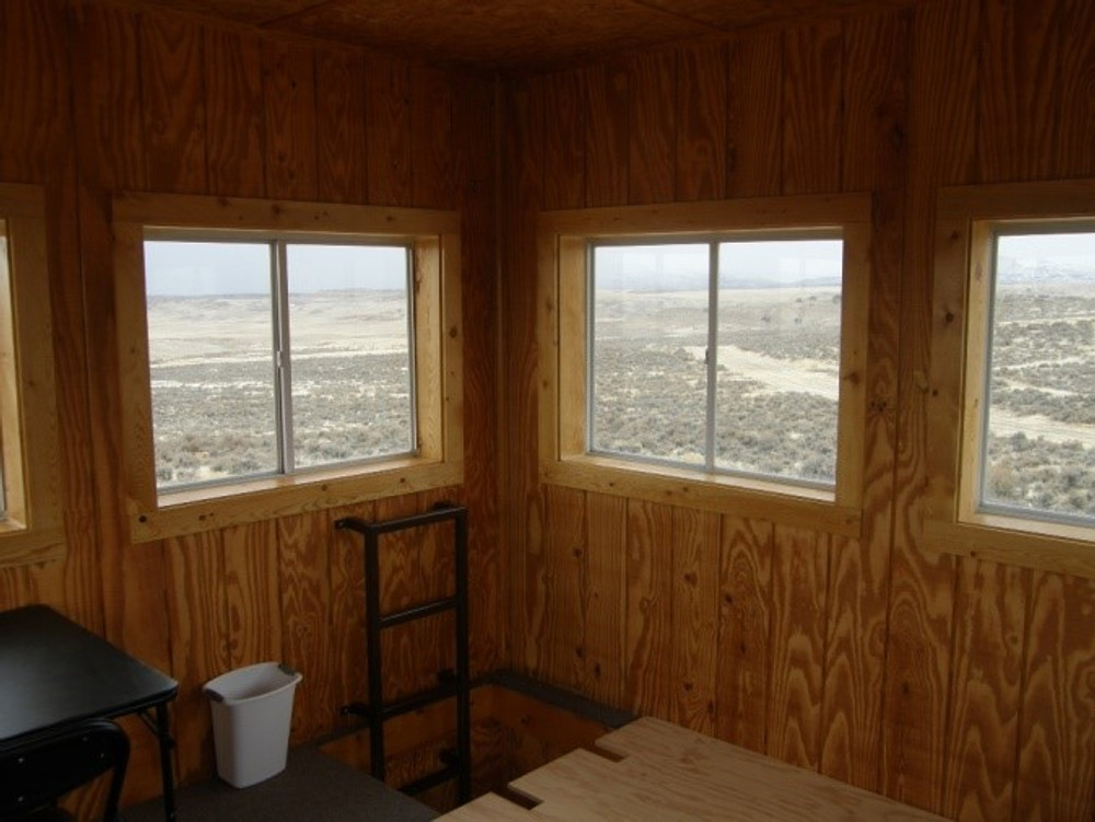 Upstairs cabin.