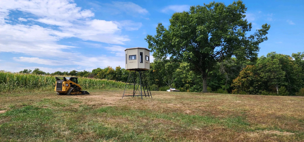 Private land in MO to hunt whitetail and turkey.