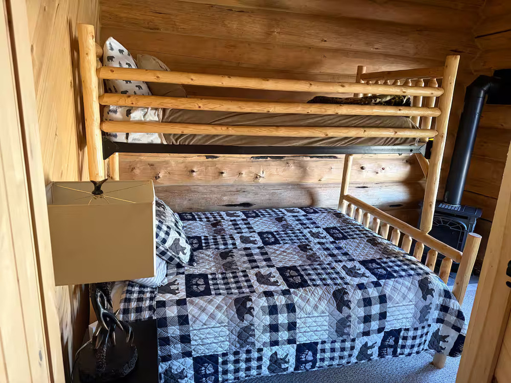 Private cabin to hunt from.