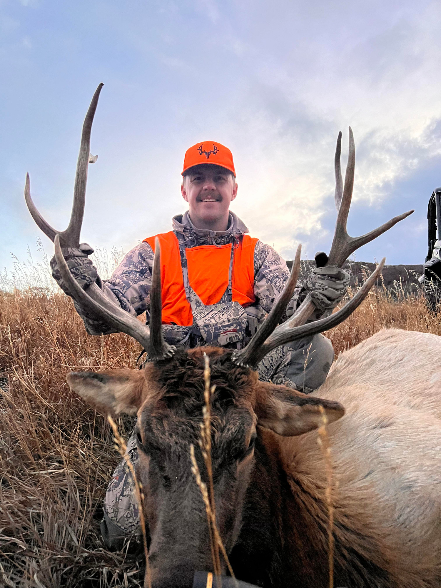 Hunt #5205 DIY Elk Lodge for Large Group, 850 Ac Private USFS