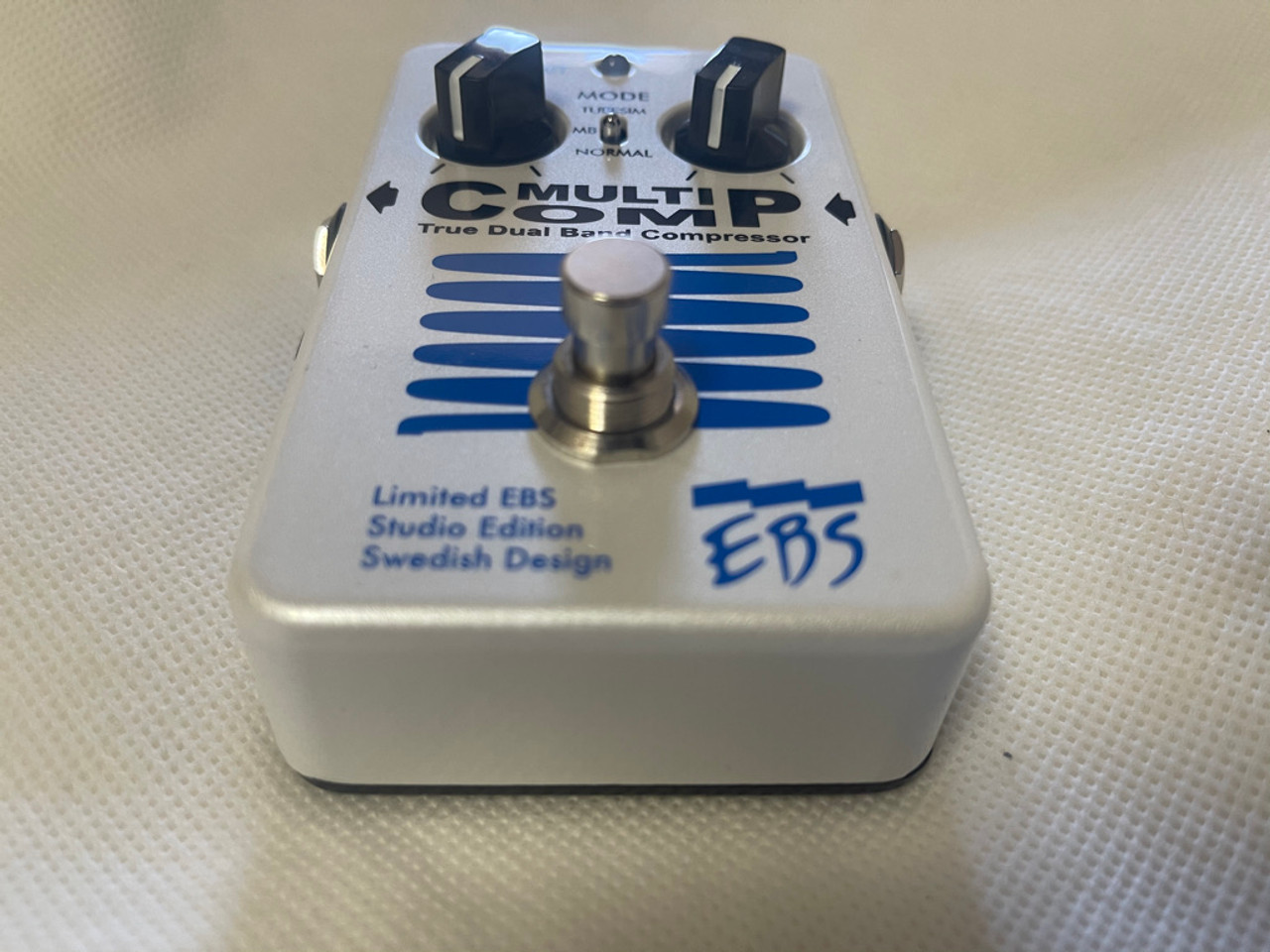 Excellent! EBS Multicomp True Dual Band Compressor Limited Pearl