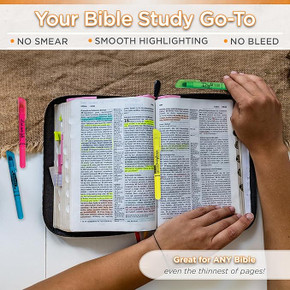 Christian Art Gifts Twist & Glide Gel Multicolor Bible Highlighter Set