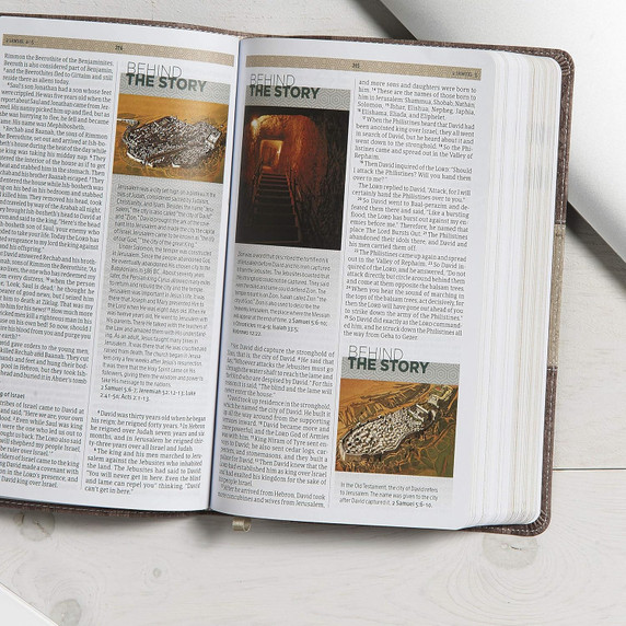 CSB Essential Teen Study Bible, Weathered Gray Cork Leathertouch