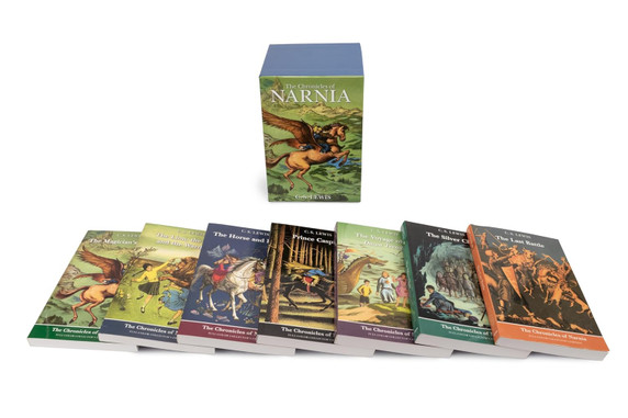 The Chronicles of Narnia Paperback Full-Color 7-Book Box Set