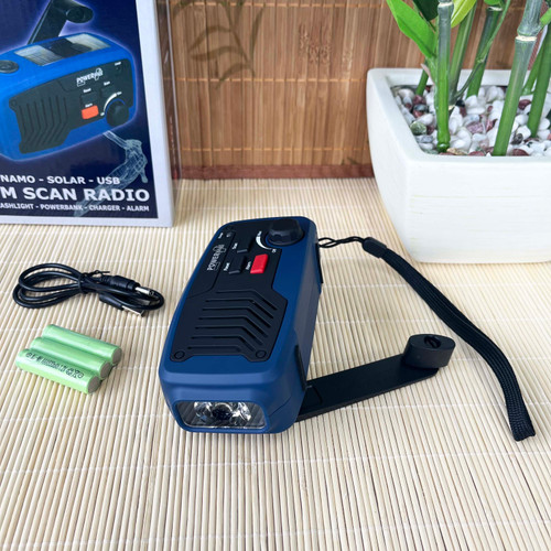 POWERplus Panther Multifunctional Radio & Power Bank It Must Be Green