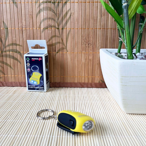 POWERplus Bee - Mini Dynamo LED Torch with Keychain close up