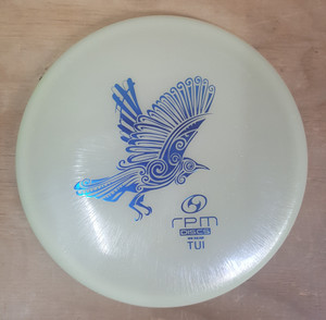 Disc colour and stamp design may vary. Disc colour and stamp design may vary.