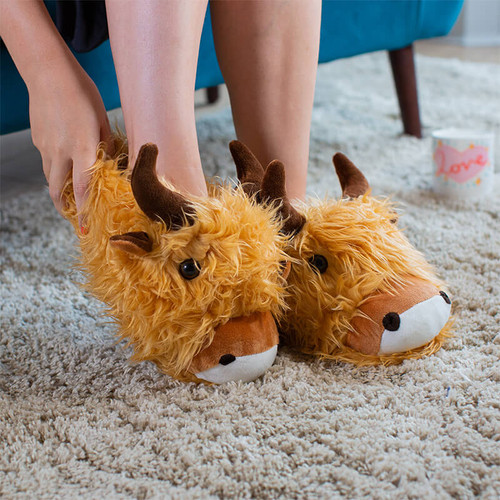 Fuzzy Friends Highland Cow Slippers