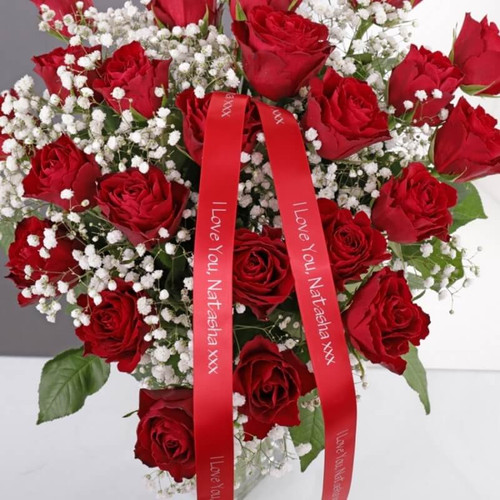 Personalised 24 Red Roses Bouquet & Prosecco