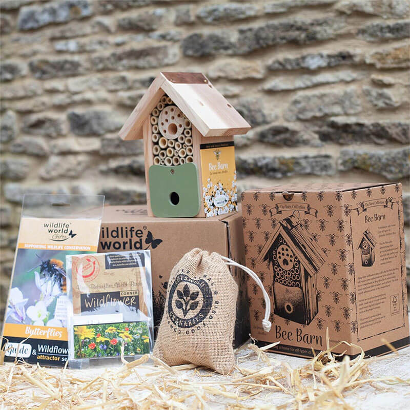 For the love of Bee's Gift Pack (featuring Bee Barn)