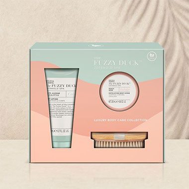 Image of Baylis & Harding The Fuzzy Duck Cotswold Spa Luxury Body Care Gift Set