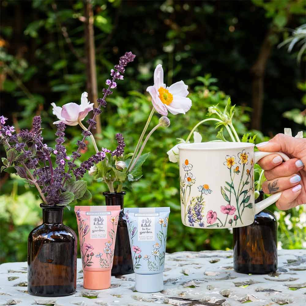 In The Garden Mug & Handcream Giftset