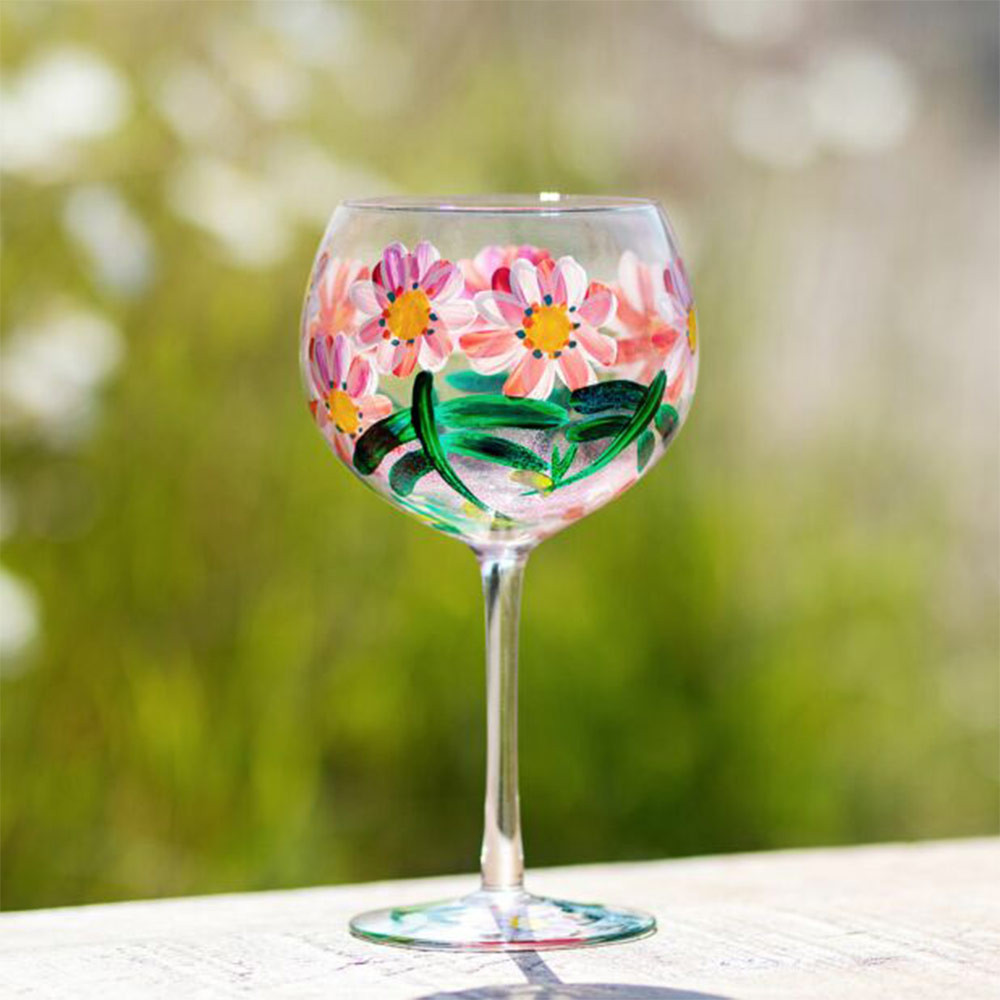 Daisies & Dragonfly Gin Glass