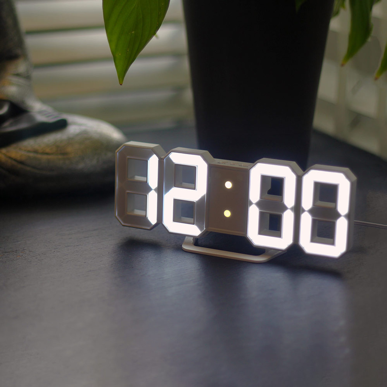 LED Borderless Clock