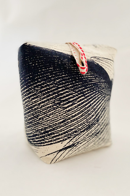 Door stop | Feather ink/natural