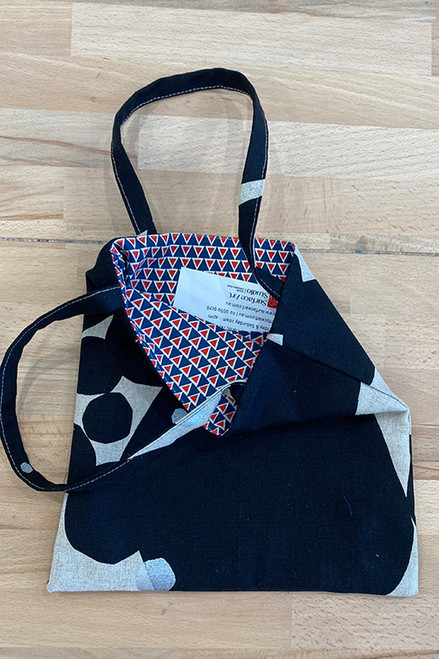 Mini tote | Pool black/triangles