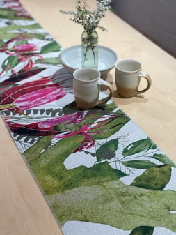 TABLE RUNNER - Binna Burra