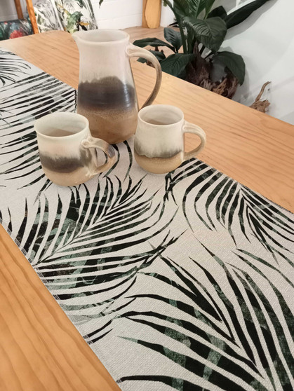 TABLE RUNNER - Palm Frond