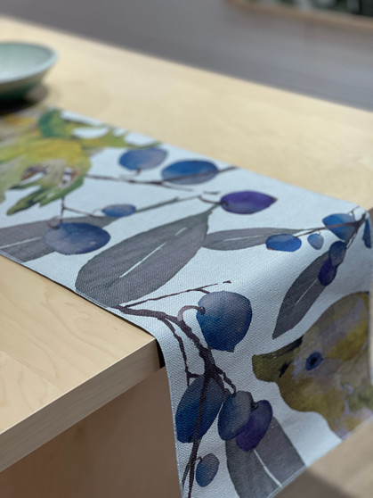TABLE RUNNER - Bower