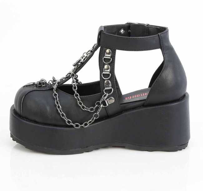 CUBBY-28, 2.75 Inch Platform Cage Shoe with Chain Inner Side View