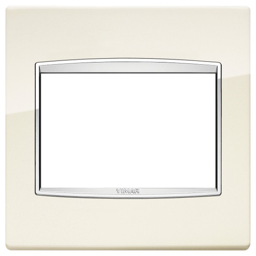 Vimar Eikon Classic Cover Plate, 3-Module, British Standard