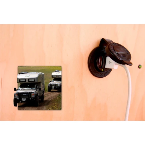 Blue Sea Systems Dual USB Charger Socket, 12/24V DC, 2.1A, IP45, 1 1/8 in Cutout, Watertight Cap