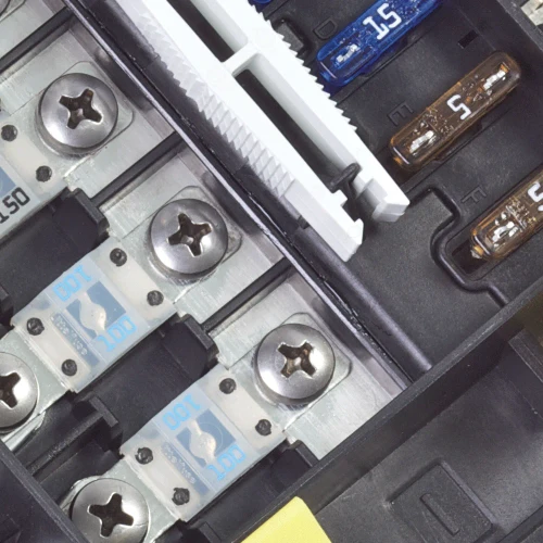 Blue Sea Systems SafetyHub 150 Fuse Block, 10-Circuit, 4 MIDI/AMI, 6 ATO/ATC, Ignition Protected