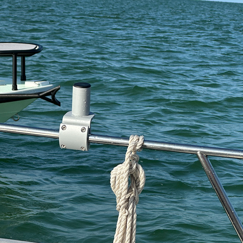 TACO Marine ShadeFin Mini Rail Mount, 6061 Aluminum, Type-304 SS Screws, Misty Silver Finish