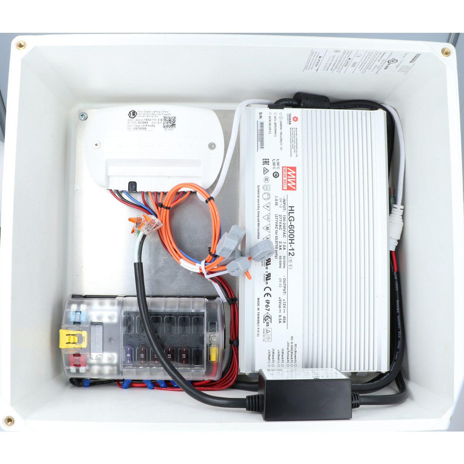 Apollo - Poco Command Center - Waterproof Box 320W/600W 24V DC