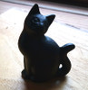 Nanbu tekki Iwachu Japanese cast iron paper weight long-tailed cat from Japan