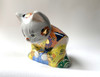 Kutani yaki ware Japanese lucky cat Ojigi Neko Fukusuke Mori w/Mat