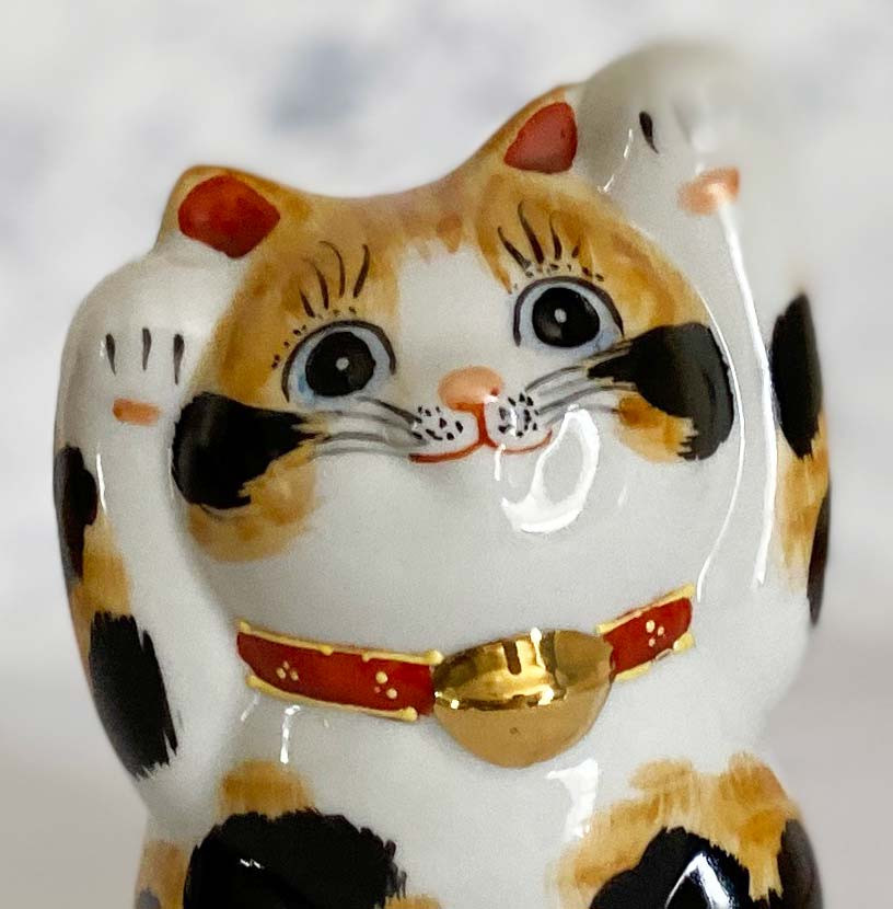 Maneki neko Kutani porcelain Japanese lucky cat Mike tortoiseshell