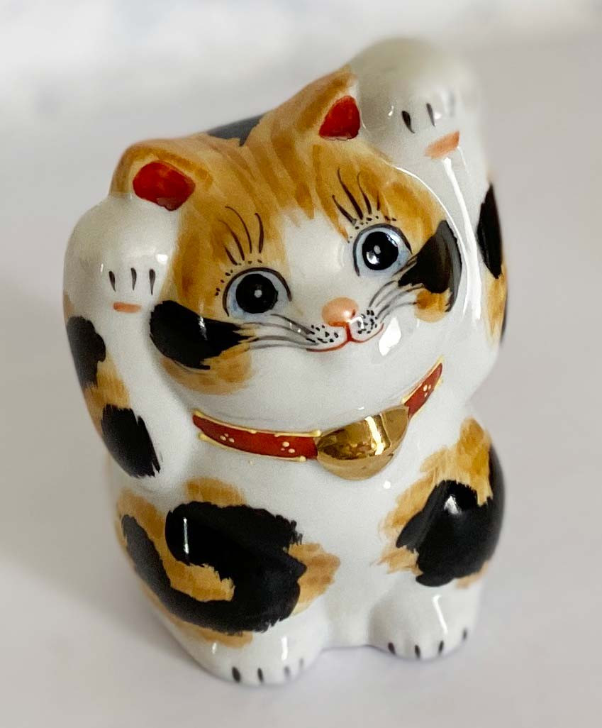 manekineco様 Maneki neko Kutani porcelain Japanese lucky cat Mike tortoiseshell