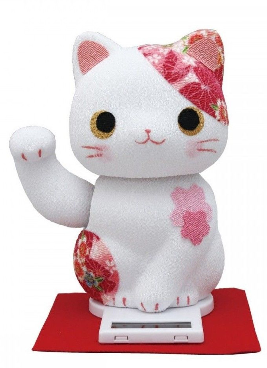 solar powered waving lucky cat