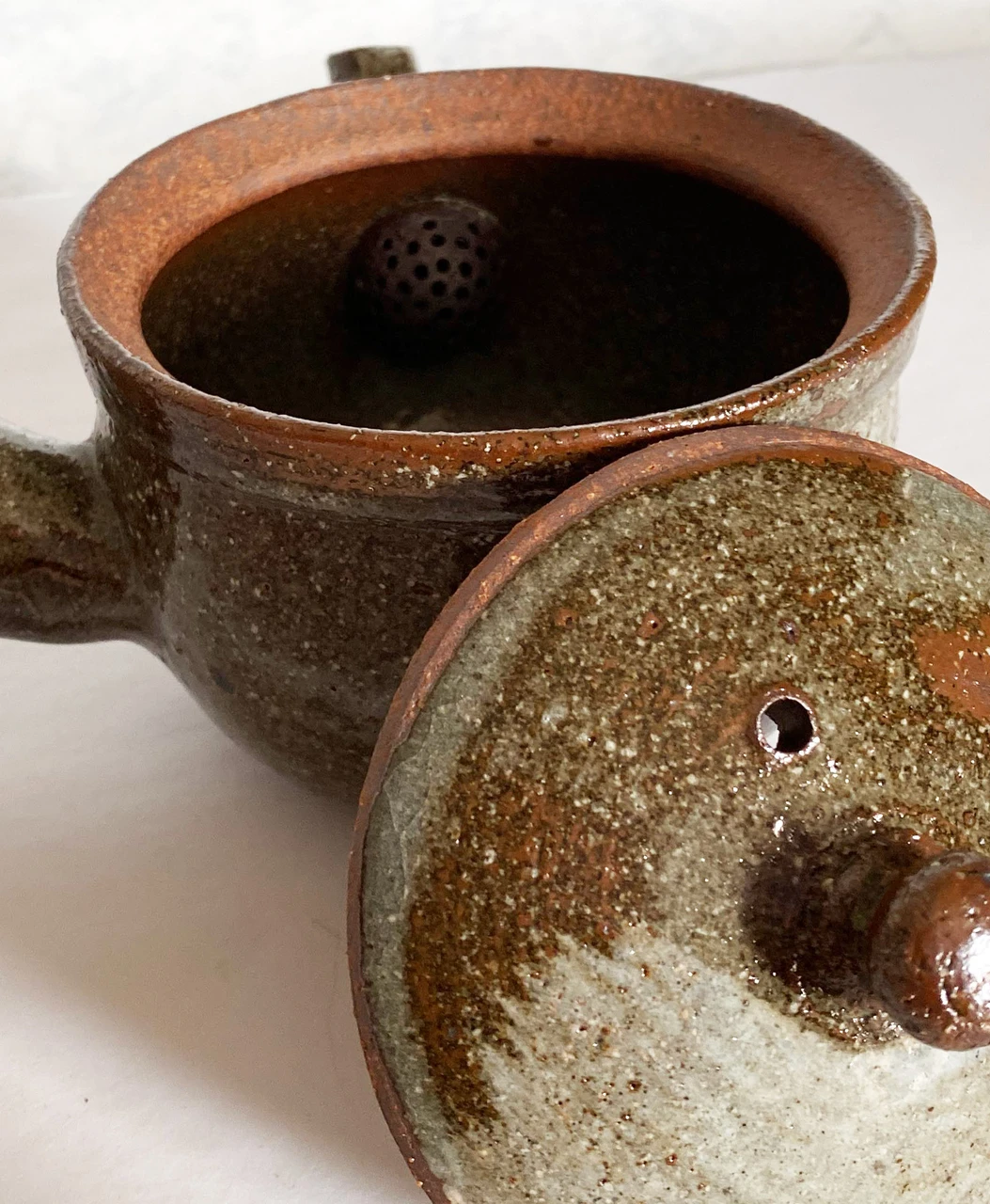 Teiera Kyusu Shigaraki Midori Mamekake – Ceramica Giapponese, Capacità 230 Ml, Per Tè Verde