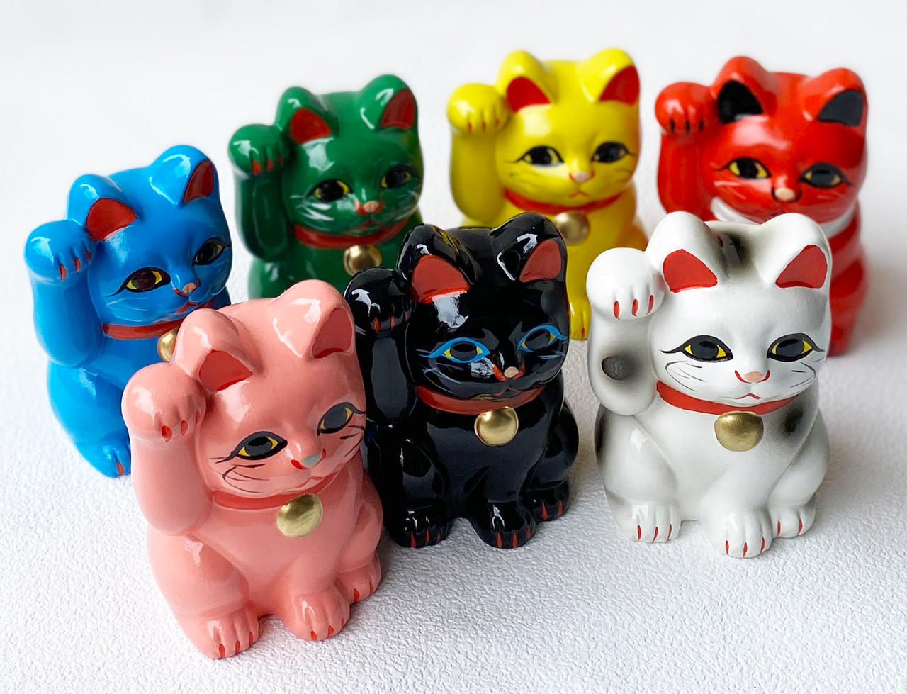 MANEKI NEKO Coinbank Japanese lucky cat TOKONAME yaki Right hand Up 7color