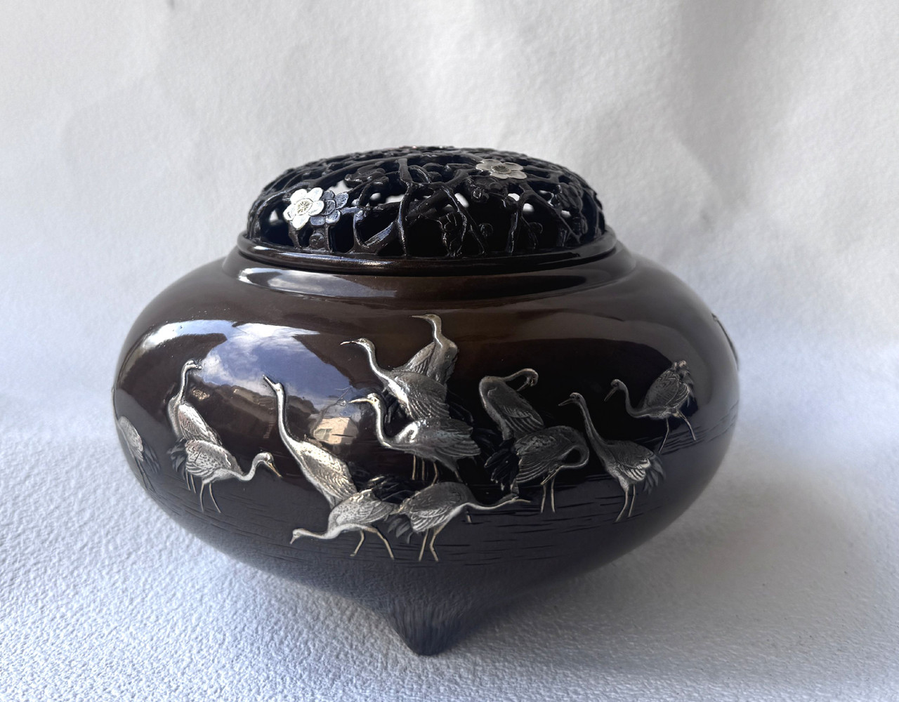 Koro Japanese Bronze Incense burner Takaoka Senba duru Crane motif