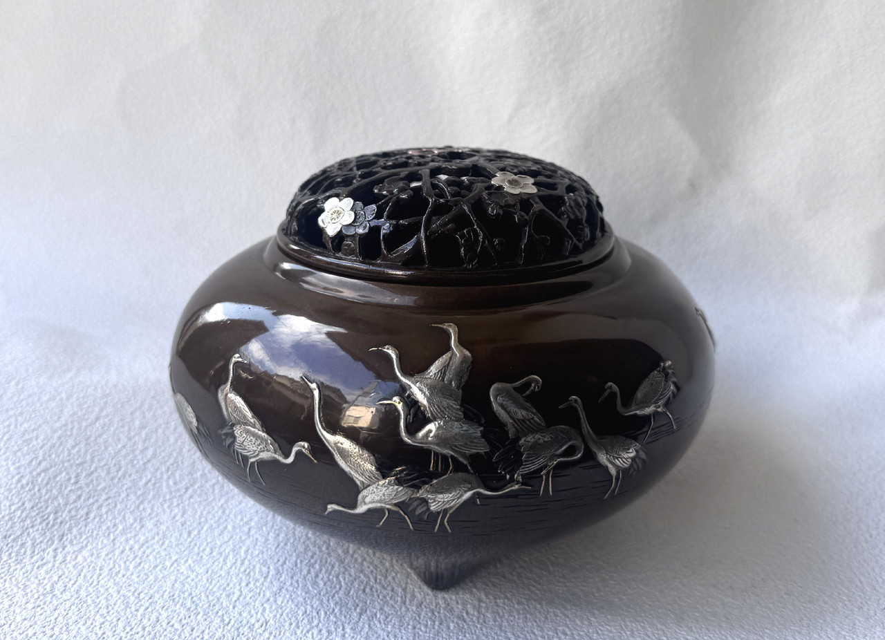 Koro Japanese Bronze Incense burner Takaoka Senba duru Crane motif
