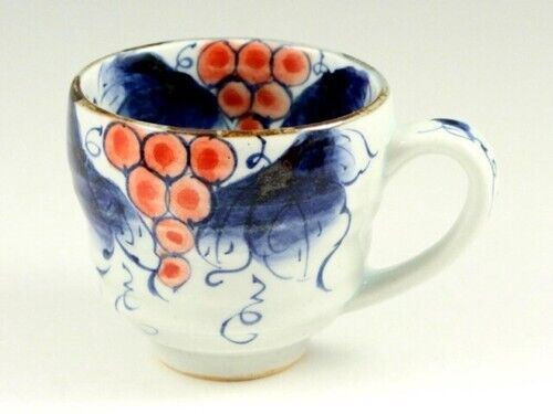 Arita yaki ware Japanese Coffee Mug cup Sometsuke Grape Red handpaint