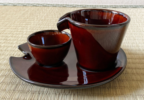 Guinomi Tokkuri Mino ware Japanese pottery Sake cup pot set Shizuru Urushi Brown