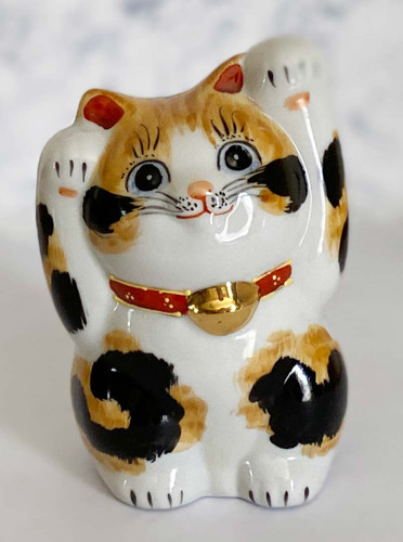 Japanese Maneki neko Lucky cat Kutani yaki Porcelain Tortoiseshell